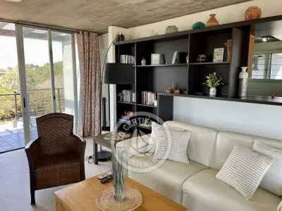 Santa Maria de Las Arenas - Portal del Diablo