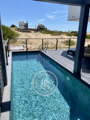 Santa Maria de Las Arenas - Portal del Diablo