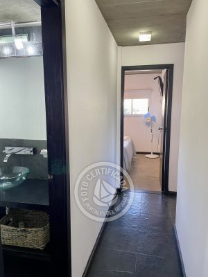 Santa Maria de Las Arenas - Portal del Diablo