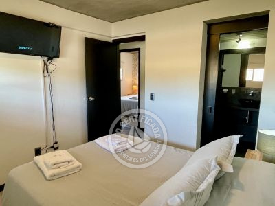 Santa Maria de Las Arenas - Portal del Diablo