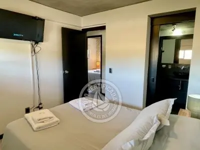 Santa Maria de Las Arenas - Portal del Diablo