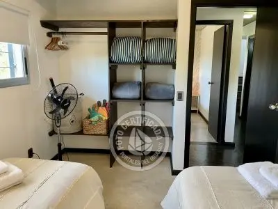 Santa Maria de Las Arenas - Portal del Diablo