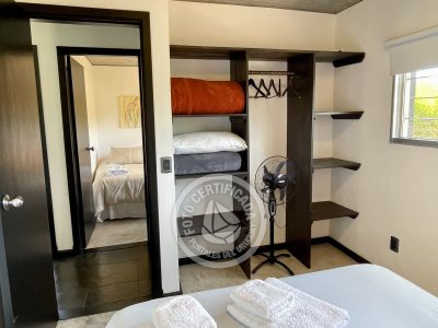 Santa Maria de Las Arenas - Portal del Diablo