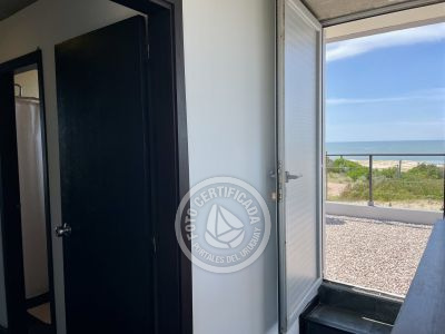 Santa Maria de Las Arenas - Portal del Diablo