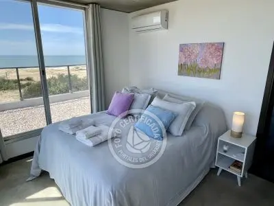 Santa Maria de Las Arenas - Portal del Diablo