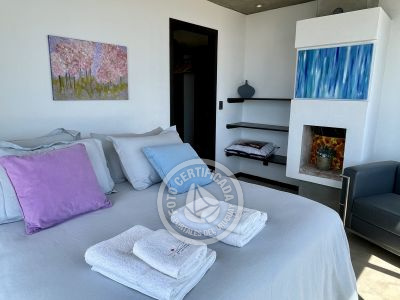 Santa Maria de Las Arenas - Portal del Diablo