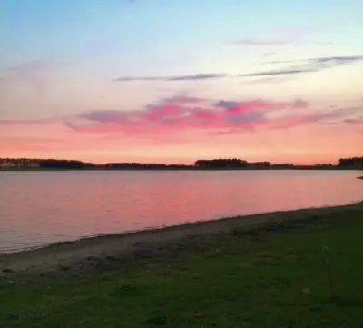 Passeio e Atividades Lago y Represa de India Muerta: el paraíso de la pesca Rocha