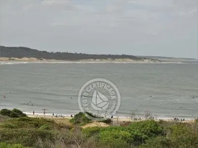 Escuela de Surf Escuela de Surf Playa Grande Punta del Diablo