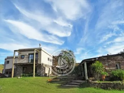 Valle del Hilo de la Vida - Sierras de Minas - Posada