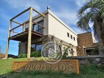 Valle del Hilo de la Vida - Sierras de Minas - Posada