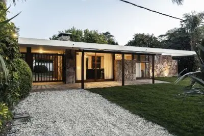 Oasis de 5 dorm. a pasos de Playa Mansa