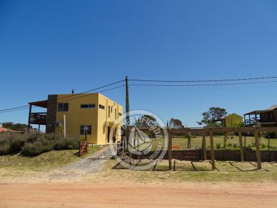 Villa Lavandas del mar Punta del Diablo