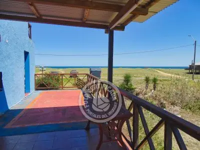Casa Soñada frente al Mar. La Paloma