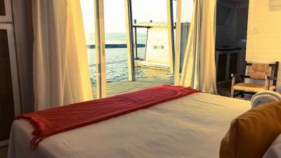 Lugares Un hotel flotante en Laguna Garzón para respirar paz y naturaleza Rocha