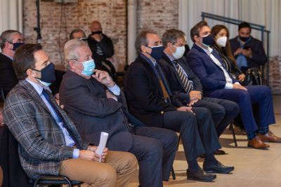 Bodegas de Colonia se unen para armar la ruta del vino