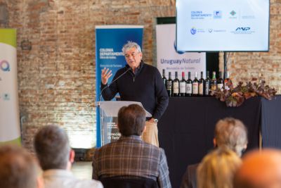 Bodegas de Colonia se unen para armar la ruta del vino