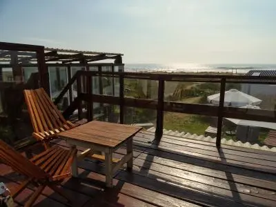 Habitación Pingüinos: Triple superior vista mar - Carmela Cabo Polonio