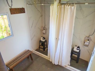 Habitación Pingüinos: Triple superior vista mar - Carmela Cabo Polonio