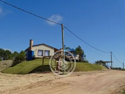 Ohana y Dos Amores - Punta del Diablo