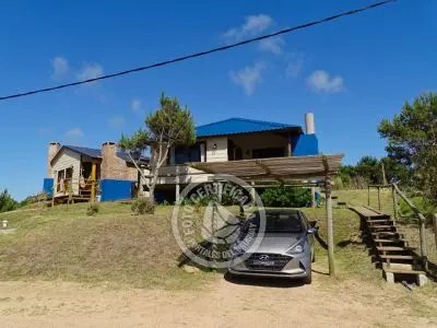 Ohana y Dos Amores - Punta del Diablo