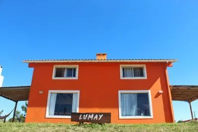 Casas Lumay 