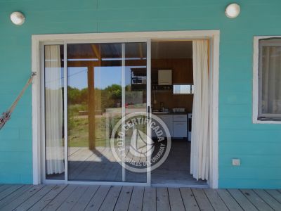 Cabin Cabaña frente al mar en La Viuda Punta del Diablo