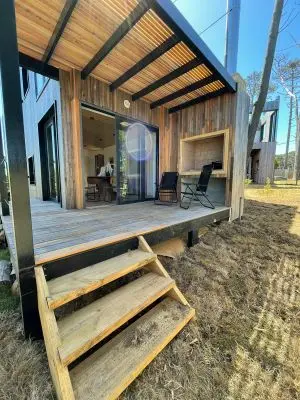 Juanita Beach I . U1E