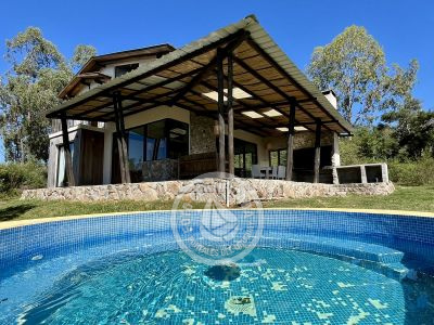 Casona Porá, Villa Serrana 