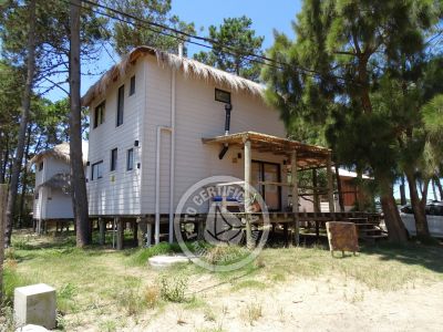 Cabaña Juanillo´s  Punta del Diablo