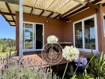 Bungalow Terrana, casa de bio construccion en la Viuda Punta del Diablo .- Foto del 11/12/24, 11:31