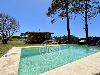 Bungalow Terrana, casa de bio construccion en la Viuda Punta del Diablo .- Foto del 11/12/24, 11:34