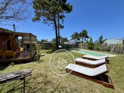 Bungalow Terrana, casa de bio construccion en la Viuda Punta del Diablo