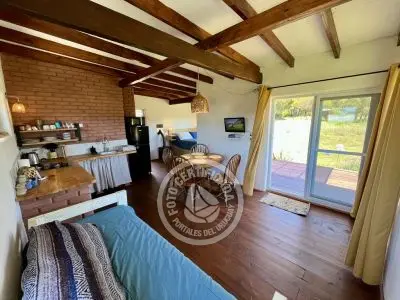 Bungalow Terrana, casa de bio construccion en la Viuda Punta del Diablo