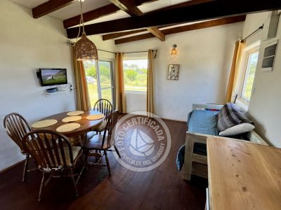 Bungalow Terrana, casa de bio construccion en la Viuda Punta del Diablo