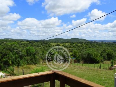Casa Raíces .Casa en Villa Serrana Villa Serrana