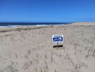 En Venta hermoso Terreno Frente Al Mar En Punta Del Diablo