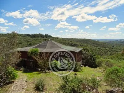 Bungalow Octógono  Santa María de las Sierras  Casa de Retiros Villa Serrana