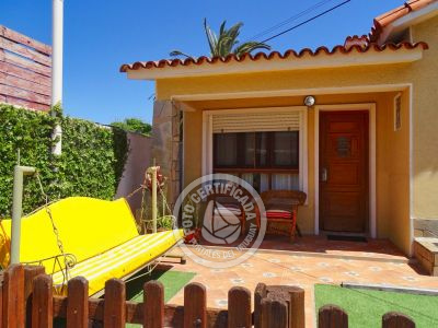 América - Chalet al frente - La Paloma