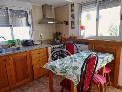 América - Chalet al frente - La Paloma