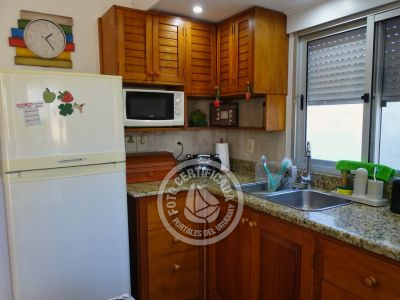 América - Chalet al frente - La Paloma