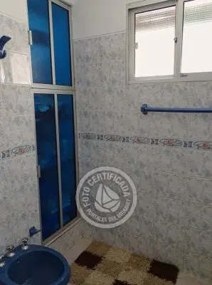 América - Chalet al frente - La Paloma