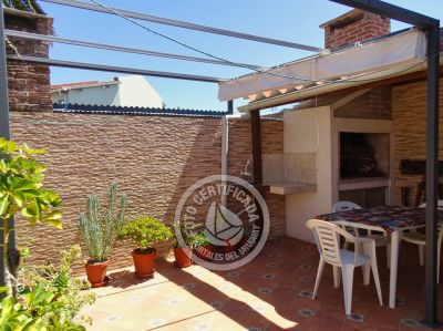 América - Chalet al frente - La Paloma