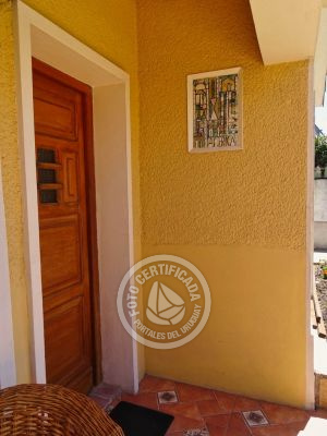 América - Chalet al frente - La Paloma