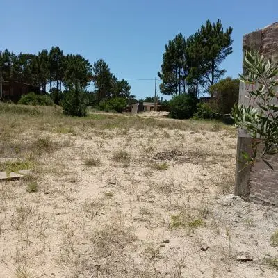 Casa terreno con proyecto  Punta del Diablo