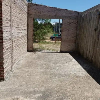 Casa terreno con proyecto  Punta del Diablo
