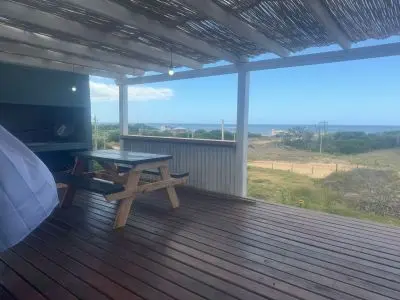 House la viuda y el mar  Punta del Diablo