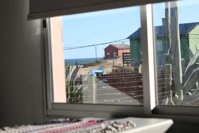 Casa Gorriones, en el centro de punta del diablo  Punta del Diablo