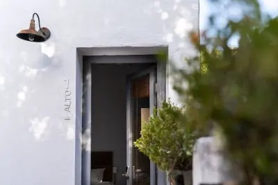 Hotéis / Pousadas ... Posada El Viejo Consulado - Hab Doble Deluxe y Baño privado Colonia del Sacramento