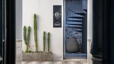 Hotéis / Pousadas ... Posada El Viejo Consulado - Hab Doble Deluxe y Baño privado Colonia del Sacramento