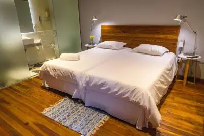 Hotéis / Pousadas ... Posada El Viejo Consulado - Hab Doble Deluxe y Baño privado Colonia del Sacramento